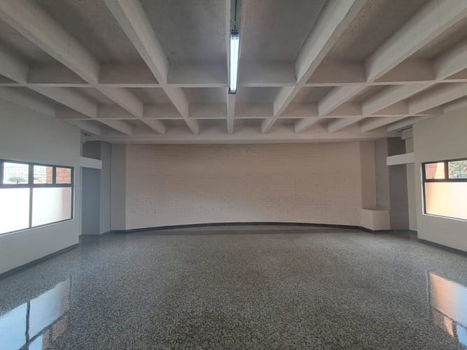 Oficina en arriendo en El Poblado, Medellín, 535 m² · foto 22 de 23