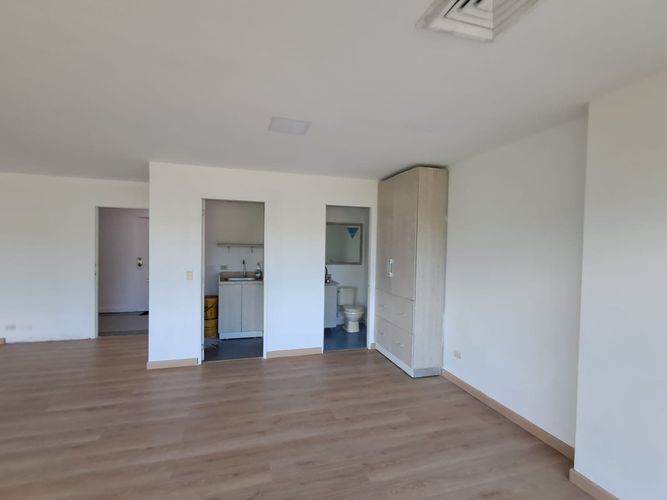 Oficina en venta en La Aguacatala, Medellín, 80 m² · foto 5 de 9