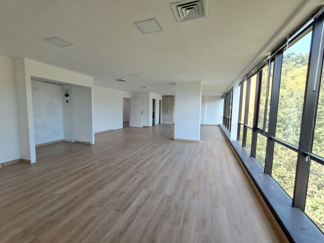 Oficina en venta en La Aguacatala, Medellín, 80 m² · foto 7 de 9