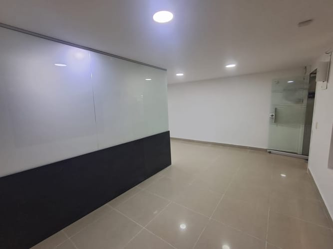Consultorio en arriendo en El Poblado, Medellín, 120 m² · foto 11 de 15
