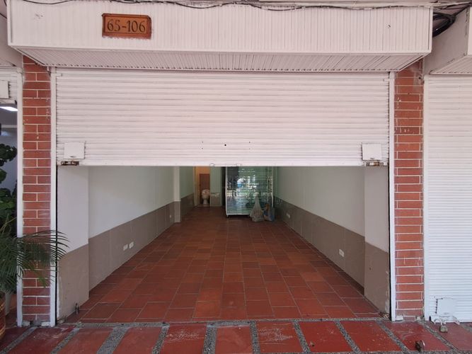Local en arriendo en Conquistadores, Medellín, 25 m² · foto 7 de 7
