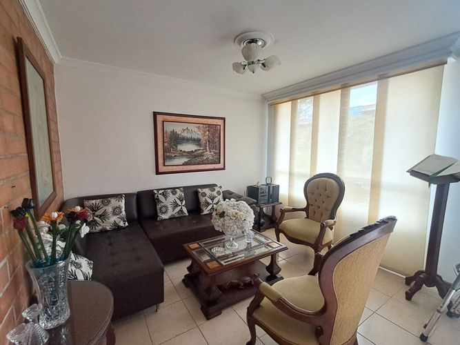 Casa de 3 alcobas en venta en Suramérica, La Estrella, 144 m² · foto 7 de 24