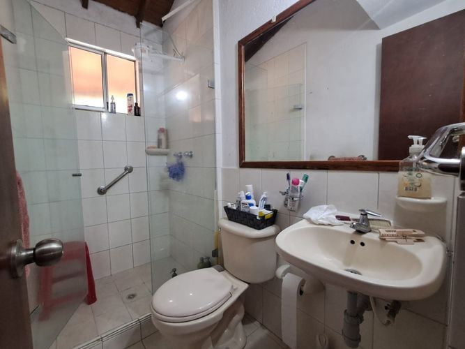 Casa de 3 alcobas en venta en Suramérica, La Estrella, 144 m² · foto 14 de 24