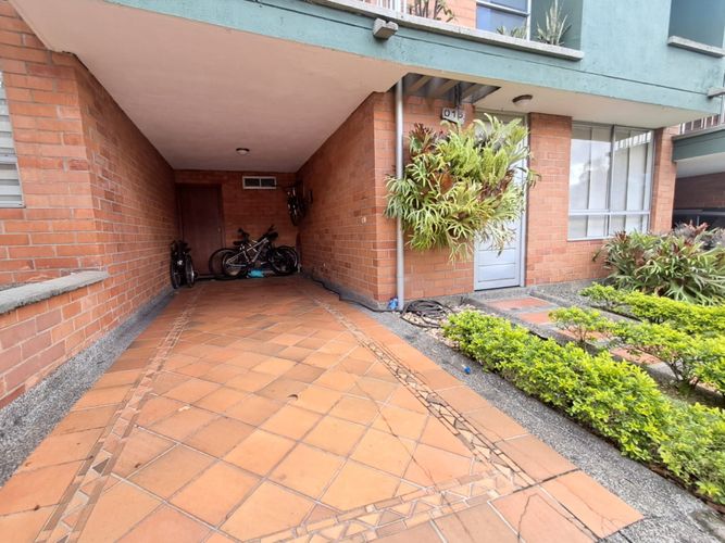 Casa de 3 alcobas en venta en Suramérica, La Estrella, 144 m² · foto 21 de 24