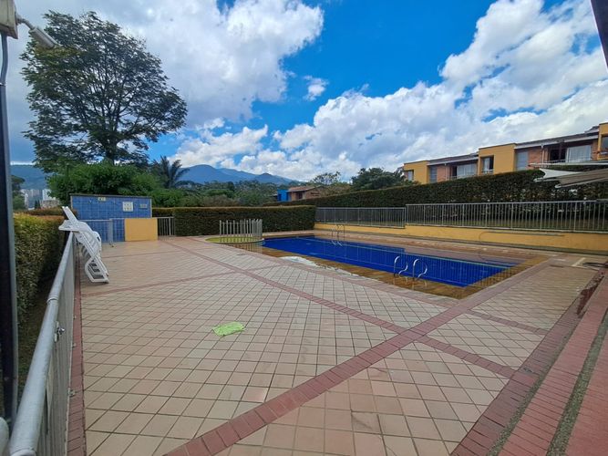 Casa de 3 alcobas en venta en Suramérica, La Estrella, 144 m² · foto 24 de 24