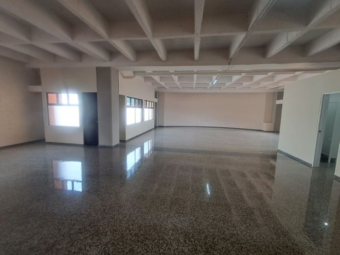 Oficina en arriendo en El Poblado, Medellín, 535 m² · foto 12 de 16