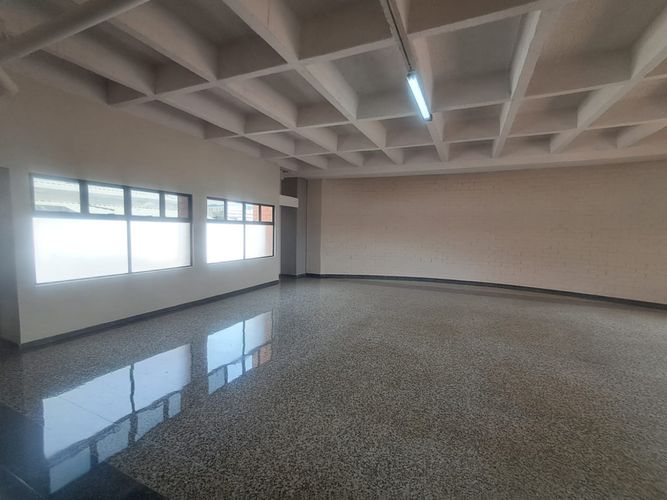 Oficina en arriendo en El Poblado, Medellín, 535 m² · foto 14 de 16