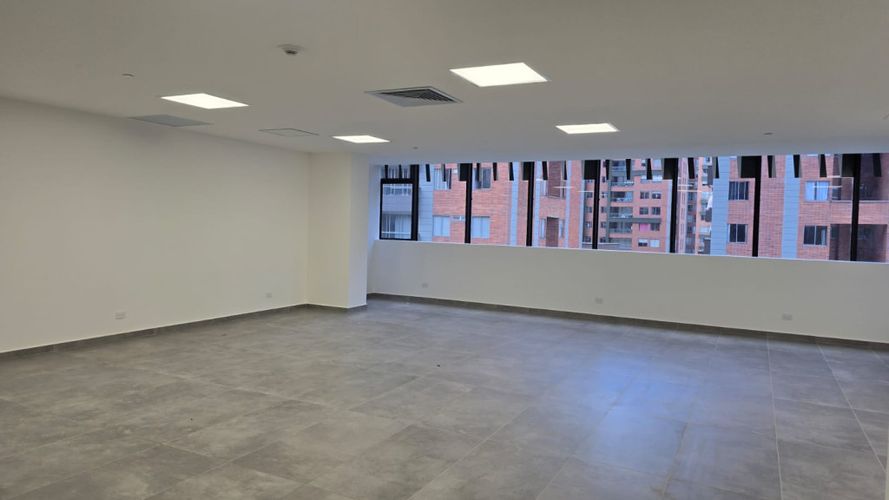 Oficina en arriendo en Ciudad Del Río, Medellín, 107 m² · foto 5 de 10
