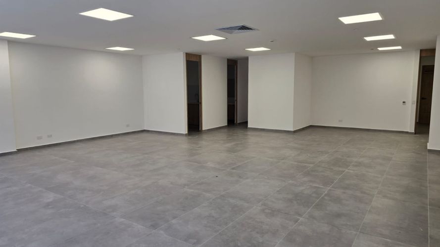 Oficina en arriendo en Ciudad Del Río, Medellín, 107 m² · foto 9 de 10