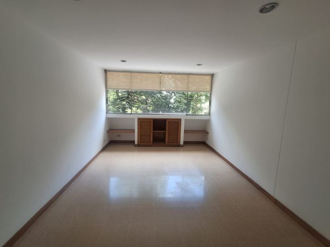 Apartamento de 2 alcobas en arriendo en Lalinde, Medellín, 72 m² · foto 6 de 10