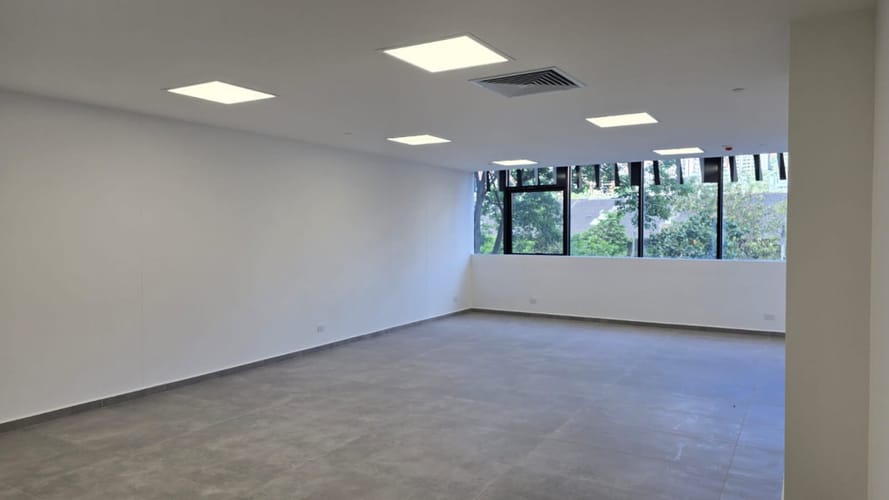 Oficina en arriendo en Ciudad Del Río, Medellín, 82 m² · foto 3 de 10