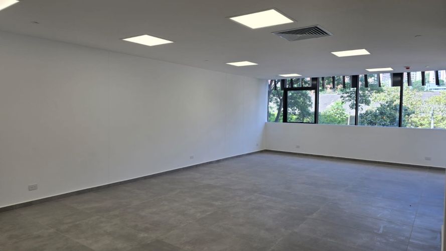 Oficina en arriendo en Ciudad Del Río, Medellín, 82 m² · foto 4 de 10