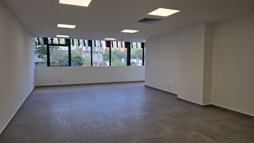Oficina en arriendo en Ciudad Del Río, Medellín, 82 m² · foto 10 de 10