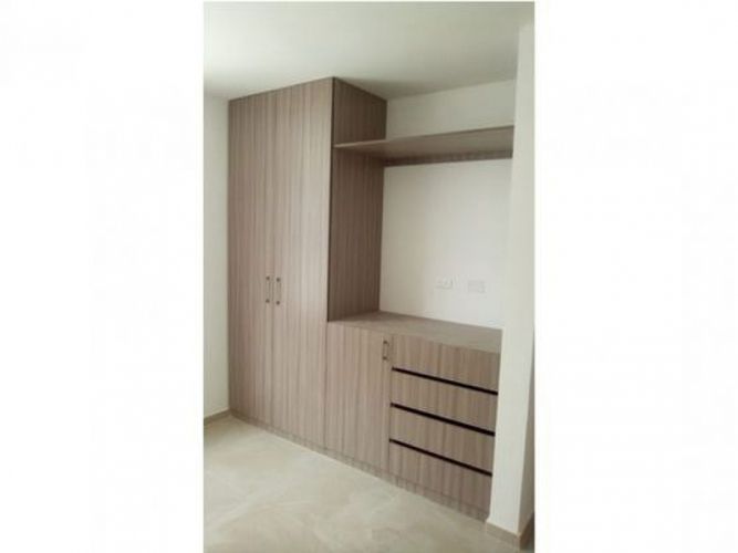 Apartaestudio en venta en El Ingenio, Cali, 900 m² · foto 3 de 7