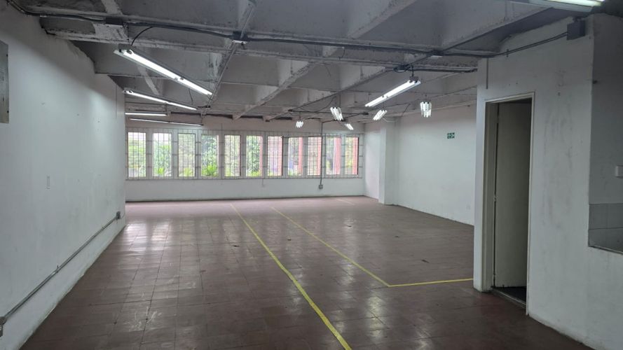 Bodega en arriendo en Perpetuo Socorro, Medellín, 160 m² · foto 7 de 15