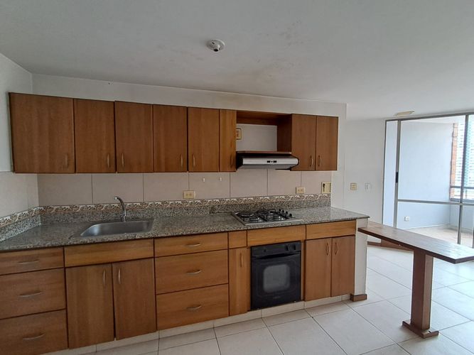 Apartamento de 3 alcobas en venta en Aves Maria, Sabaneta, 94 m² · foto 4 de 24