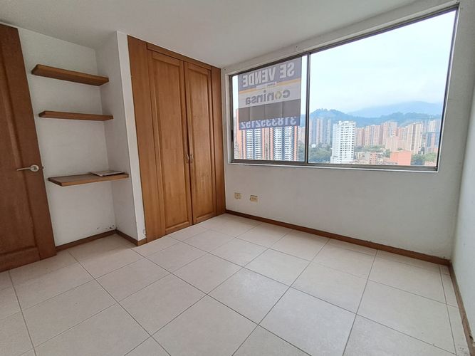 Apartamento de 3 alcobas en venta en Aves Maria, Sabaneta, 94 m² · foto 13 de 24