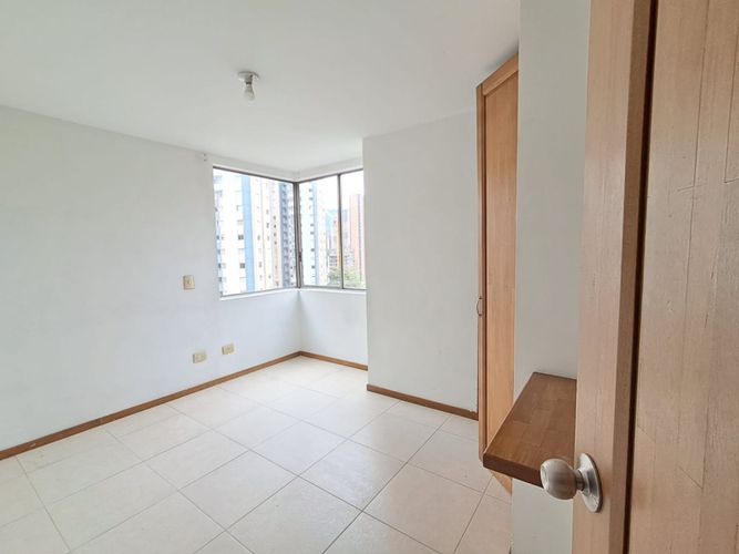 Apartamento de 3 alcobas en venta en Aves Maria, Sabaneta, 94 m² · foto 14 de 24
