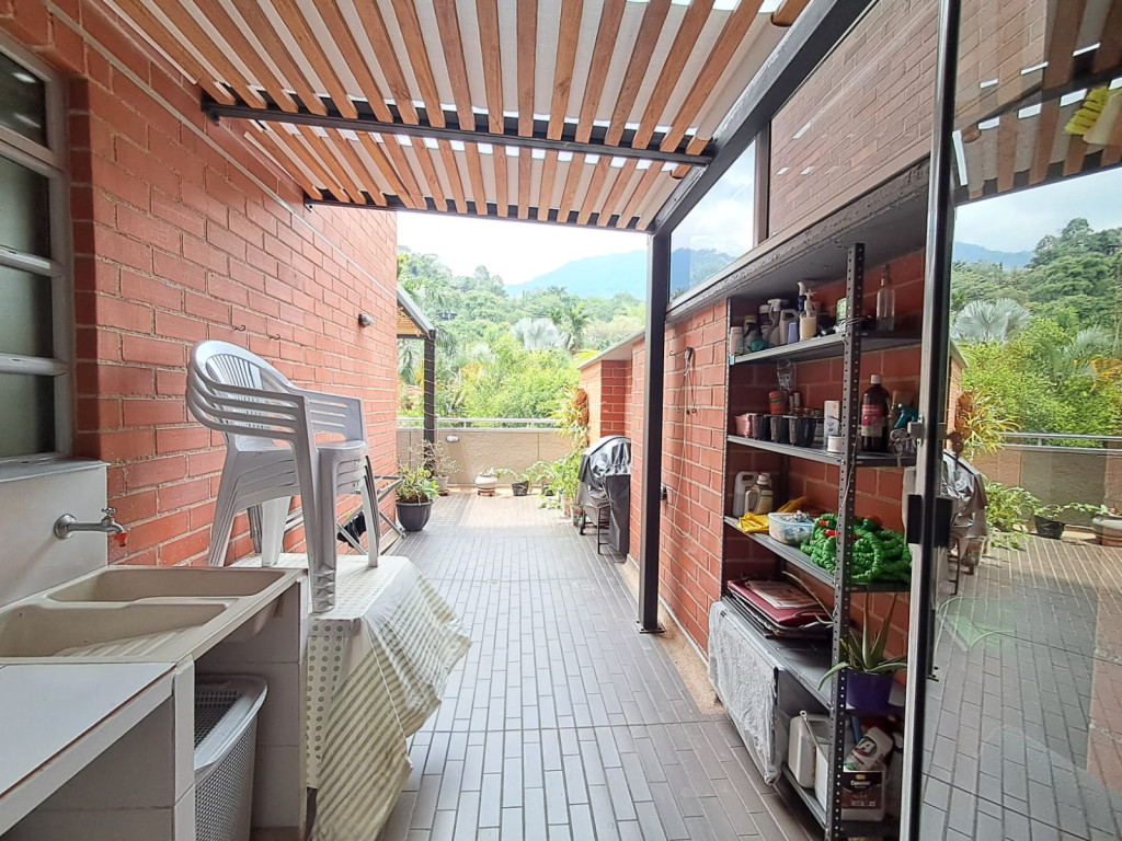 Apartamento en venta en Cumbres, Envigado · foto 14 de 24