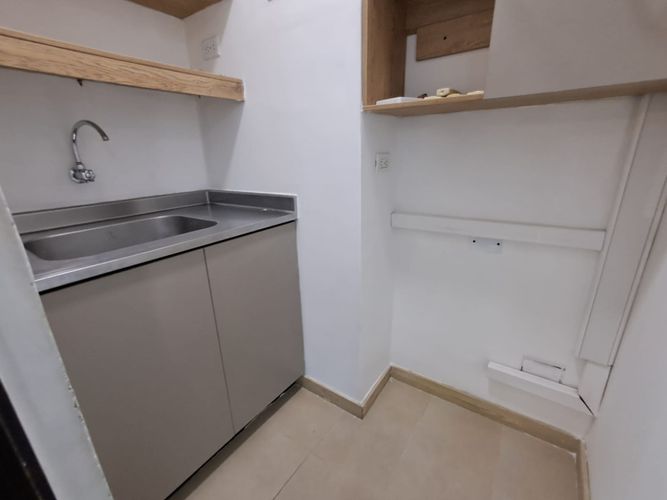 Oficina en arriendo en El Poblado, Medellín, 83 m² · foto 5 de 11