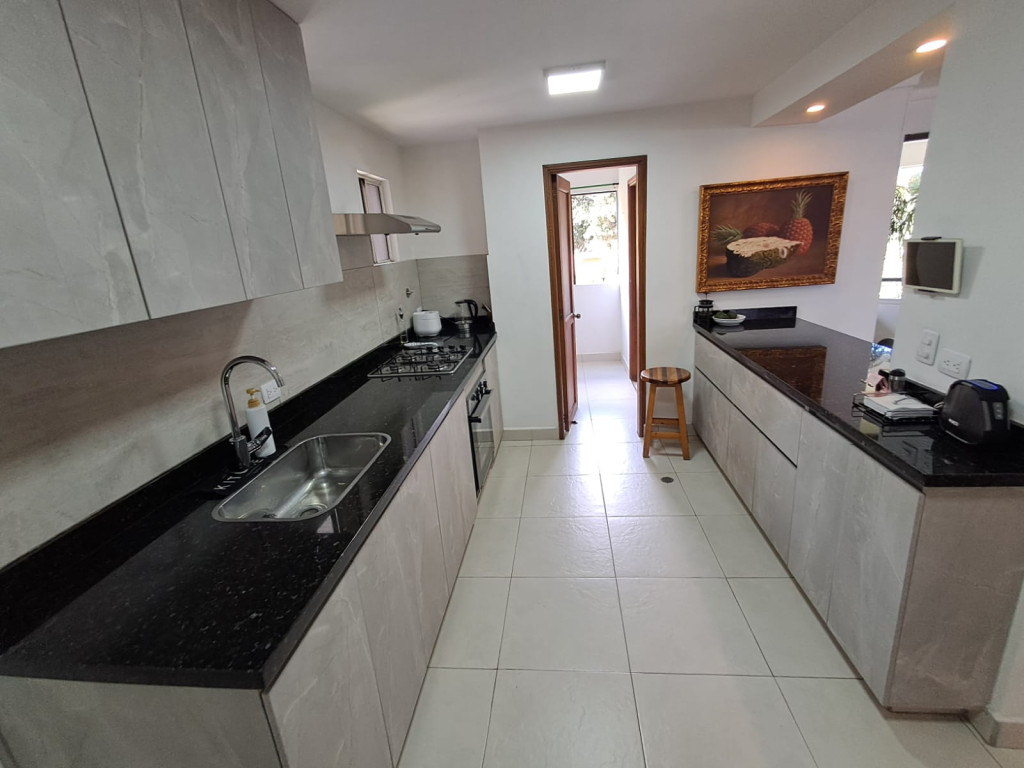 Apartamento en arriendo en El Tesoro, Medellín · foto 7 de 20