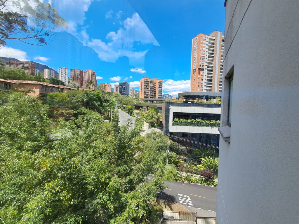 Apartamento en arriendo en El Tesoro, Medellín · foto 17 de 20