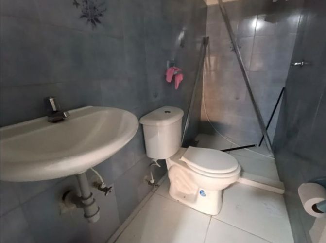 Local en venta en La Floresta, Medellín, 53 m² · foto 2 de 11
