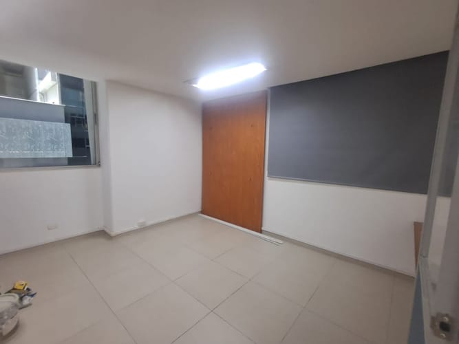 Oficina en arriendo en El Poblado, Itagüí, 98 m² · foto 8 de 9