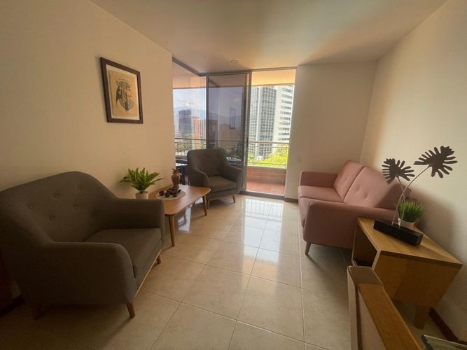 Apartamento de 3 alcobas en arriendo en Villa Carlota, Medellín, 115 m² · foto 3 de 24