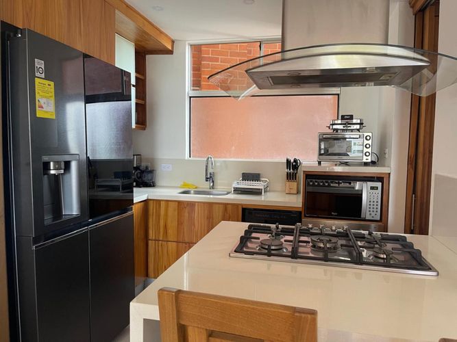Apartamento de 3 alcobas en arriendo en Villa Carlota, Medellín, 115 m² · foto 4 de 24