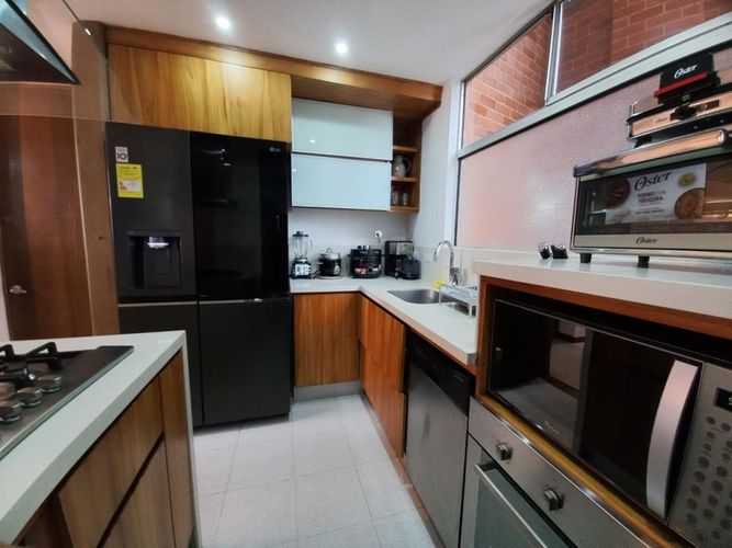 Apartamento de 3 alcobas en arriendo en Villa Carlota, Medellín, 115 m² · foto 8 de 24