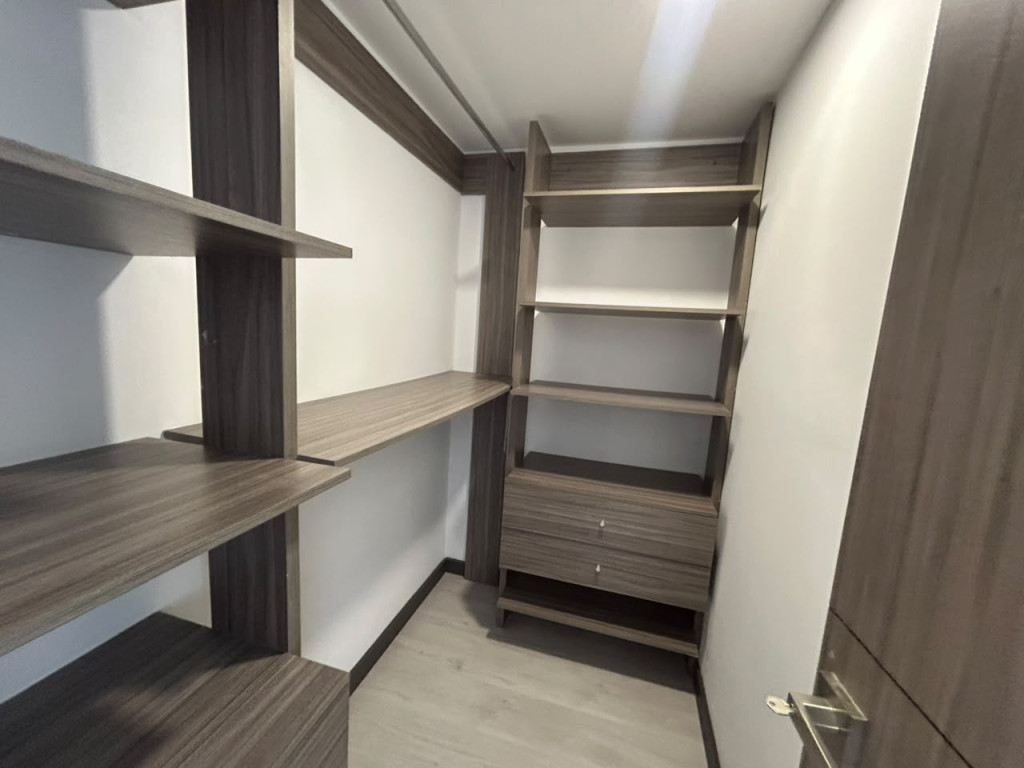 Apartamento en arriendo en Loma De Las Brujas, Envigado · foto 18 de 19