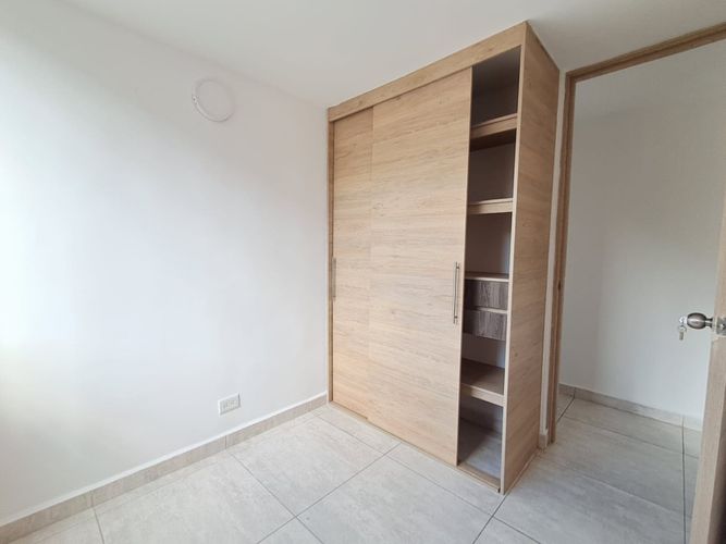 Apartamento de 3 alcobas en venta en La Primavera, Bello, 58 m² · foto 12 de 23