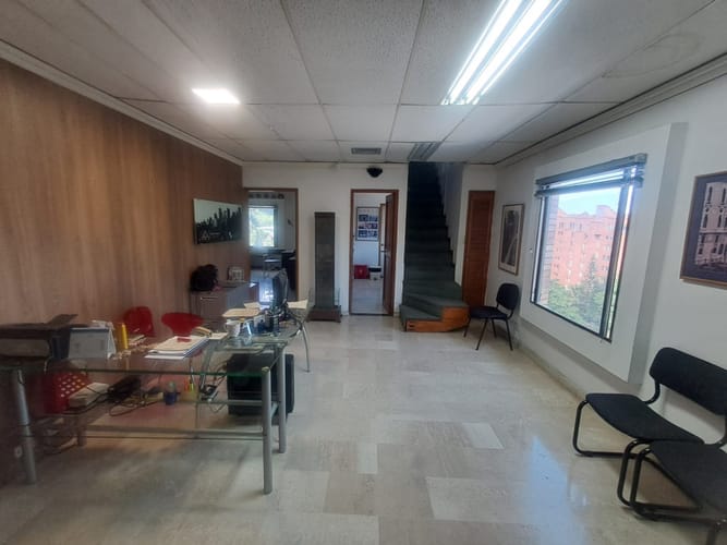 Oficina en arriendo en Alejandría, Medellín, 150 m² · foto 7 de 15