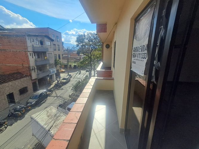 Local en arriendo en El Dorado, Envigado, 180 m² · foto 3 de 15