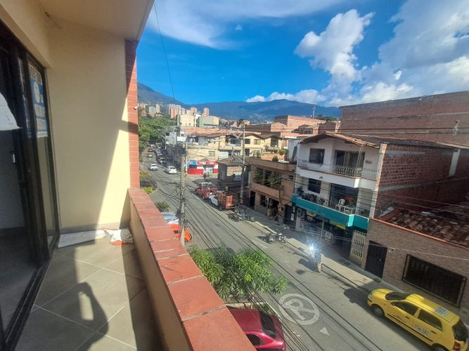 Local en arriendo en El Dorado, Envigado, 180 m² · foto 15 de 15