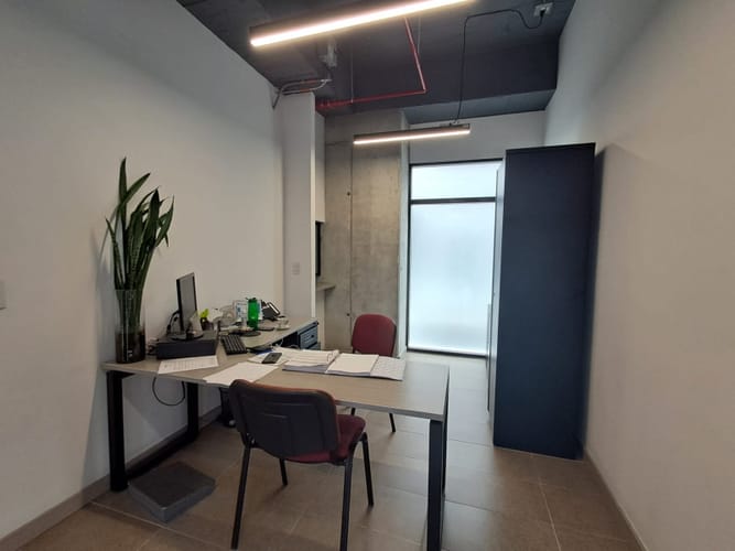Oficina en arriendo en Vía Las Palmas, Medellín, 242 m² · foto 4 de 13