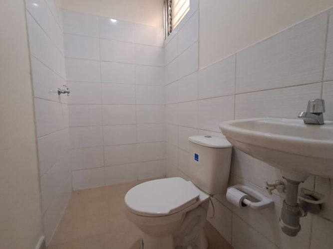 Casa de 5 alcobas en arriendo en Los Angeles, Medellín, 250 m² · foto 6 de 18