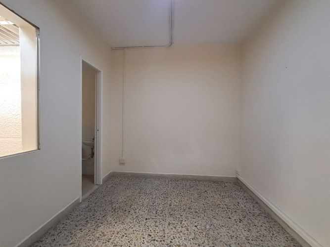 Casa de 5 alcobas en arriendo en Los Angeles, Medellín, 250 m² · foto 13 de 18