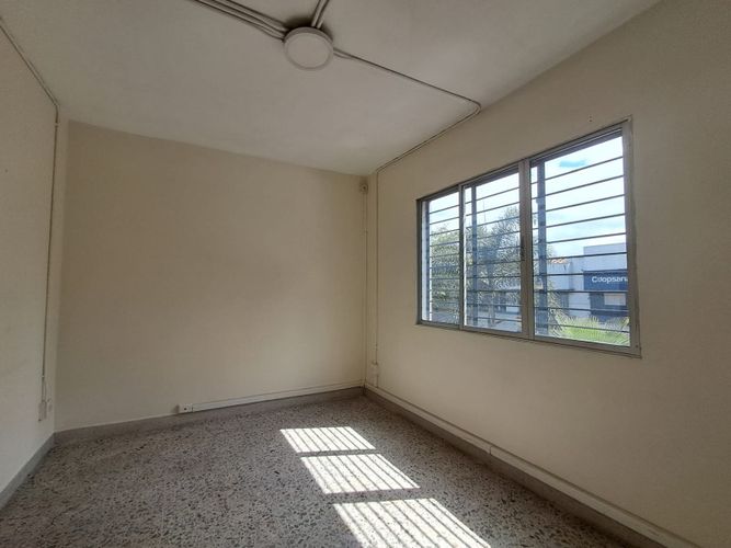 Casa de 5 alcobas en arriendo en Los Angeles, Medellín, 250 m² · foto 16 de 18