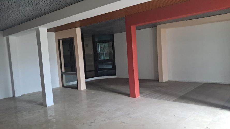 Bodega en arriendo en Paraiso, Barranquilla, 1406 m² · foto 2 de 16