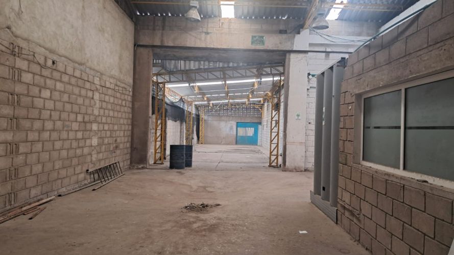Bodega en arriendo en Paraiso, Barranquilla, 1406 m² · foto 4 de 16