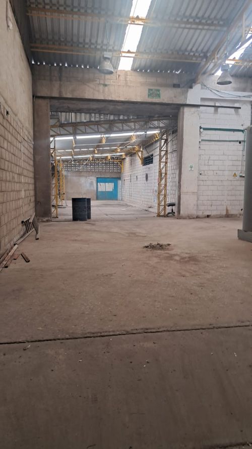 Bodega en arriendo en Paraiso, Barranquilla, 1406 m² · foto 7 de 16