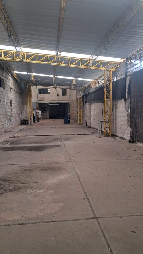 Bodega en arriendo en Paraiso, Barranquilla, 1406 m² · foto 8 de 16