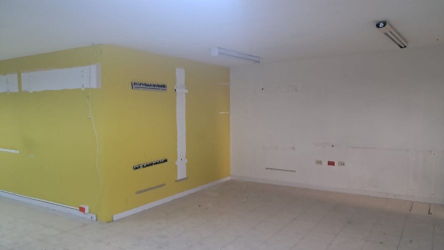 Bodega en arriendo en Paraiso, Barranquilla, 1406 m² · foto 12 de 16