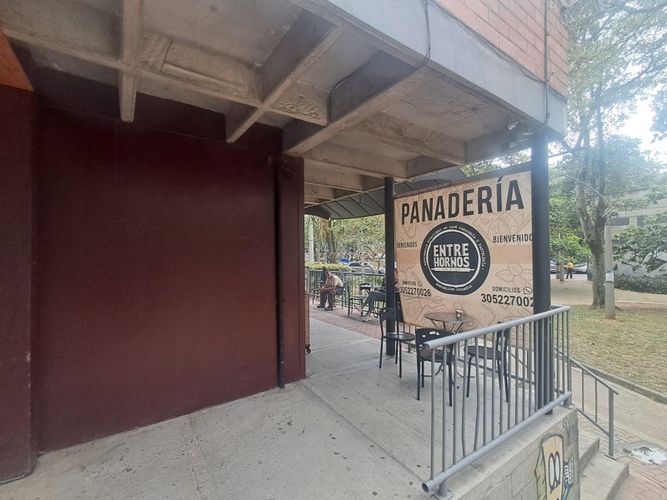 Local en venta en El Chagualo, Medellín, 20 m² · foto 9 de 9