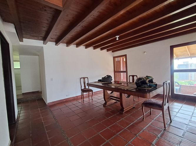 Casa de 4 alcobas en venta en La Mina, Envigado · foto 24 de 24