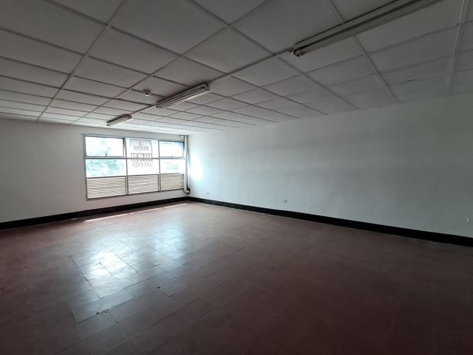 Bodega en arriendo en Colombia, Medellín, 165 m² · foto 7 de 9