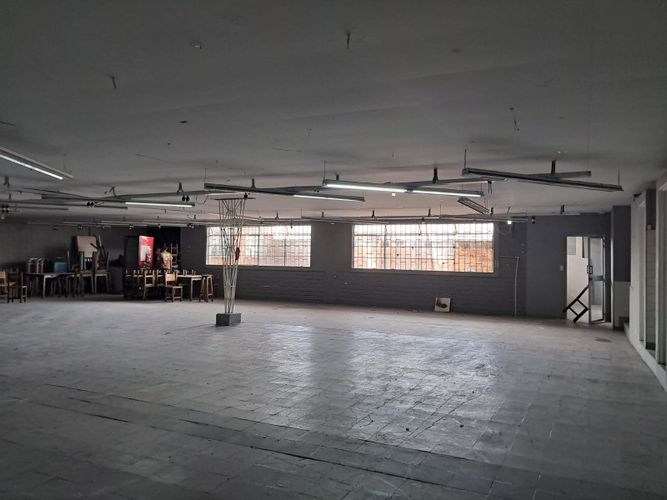 Bodega en arriendo en Colombia, Medellín, 520 m² · foto 2 de 8