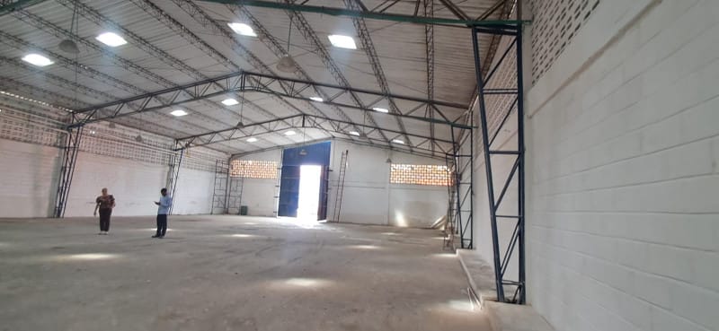 Bodega en arriendo en Villa San Pedro I, Barranquilla, 500 m² · foto 2 de 9